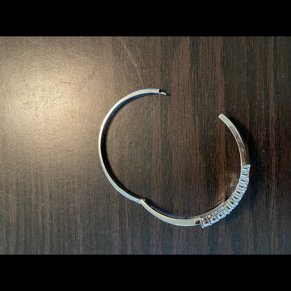 Hinged Bracelet - image 4